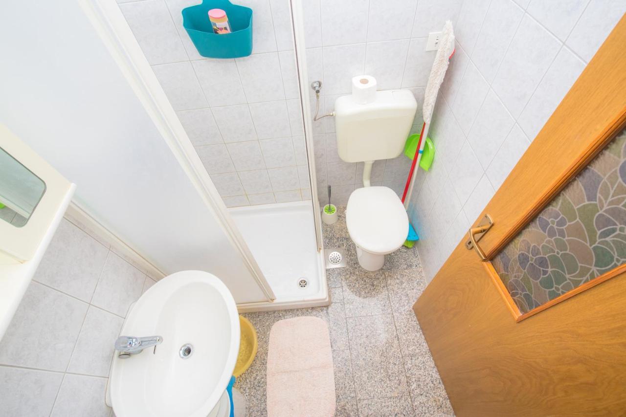 Apartmani Jadranka Primošten Exteriör bild